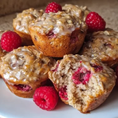 Muffins à la banane, framboises, flocons d’avoine et sirop d’érable : la douceur d’un matin gourmand 5 Muffins à la banane, framboises, flocons d’avoine et sirop d’érable